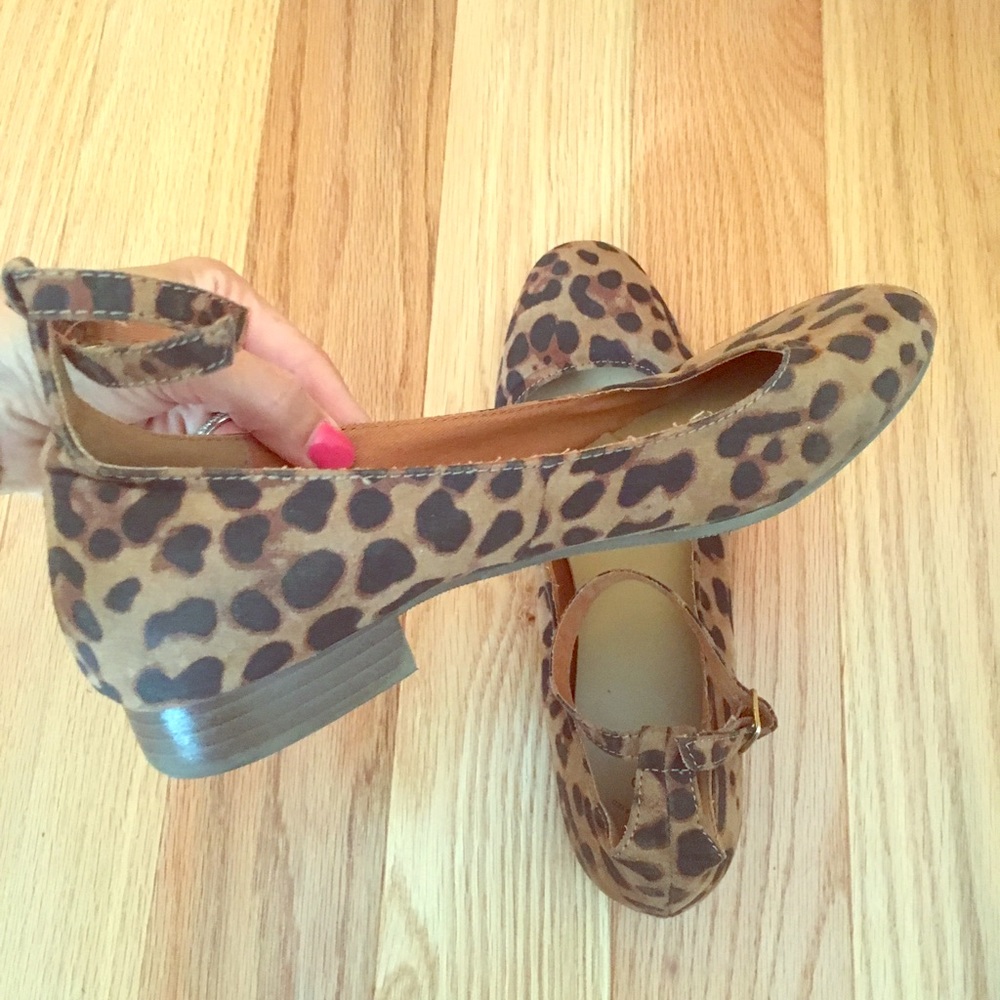 Animal print flats